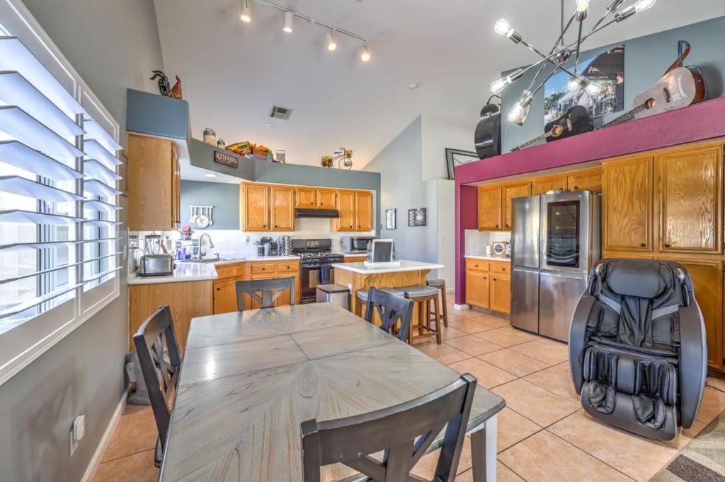 הנדרסון Family Fun For Everyone In Las Vegas- 4 Bedrooms, Billiards, Game Room מראה חיצוני תמונה
